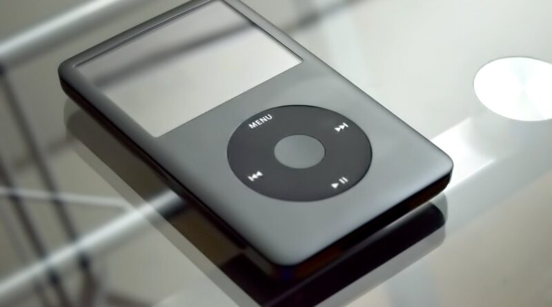 gray ipod classic