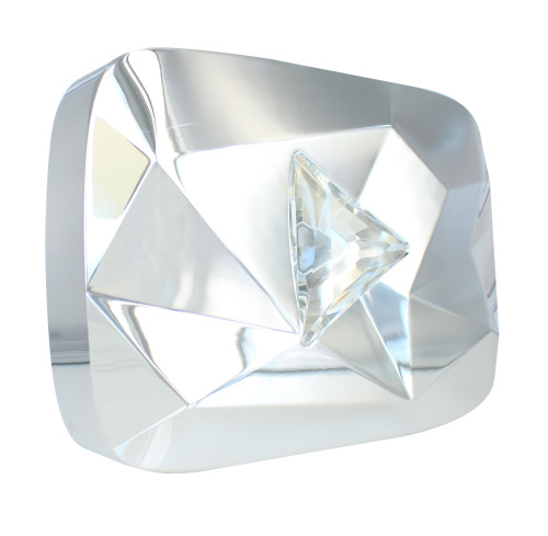red diamond youtube play button red diamond youtube play button