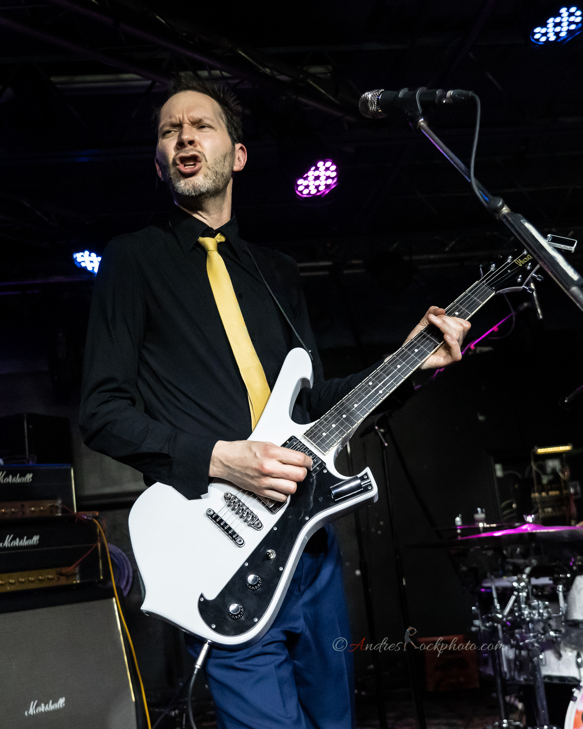 A night out at the Rockpile with guitarist Paul Gilbert Alan Cross