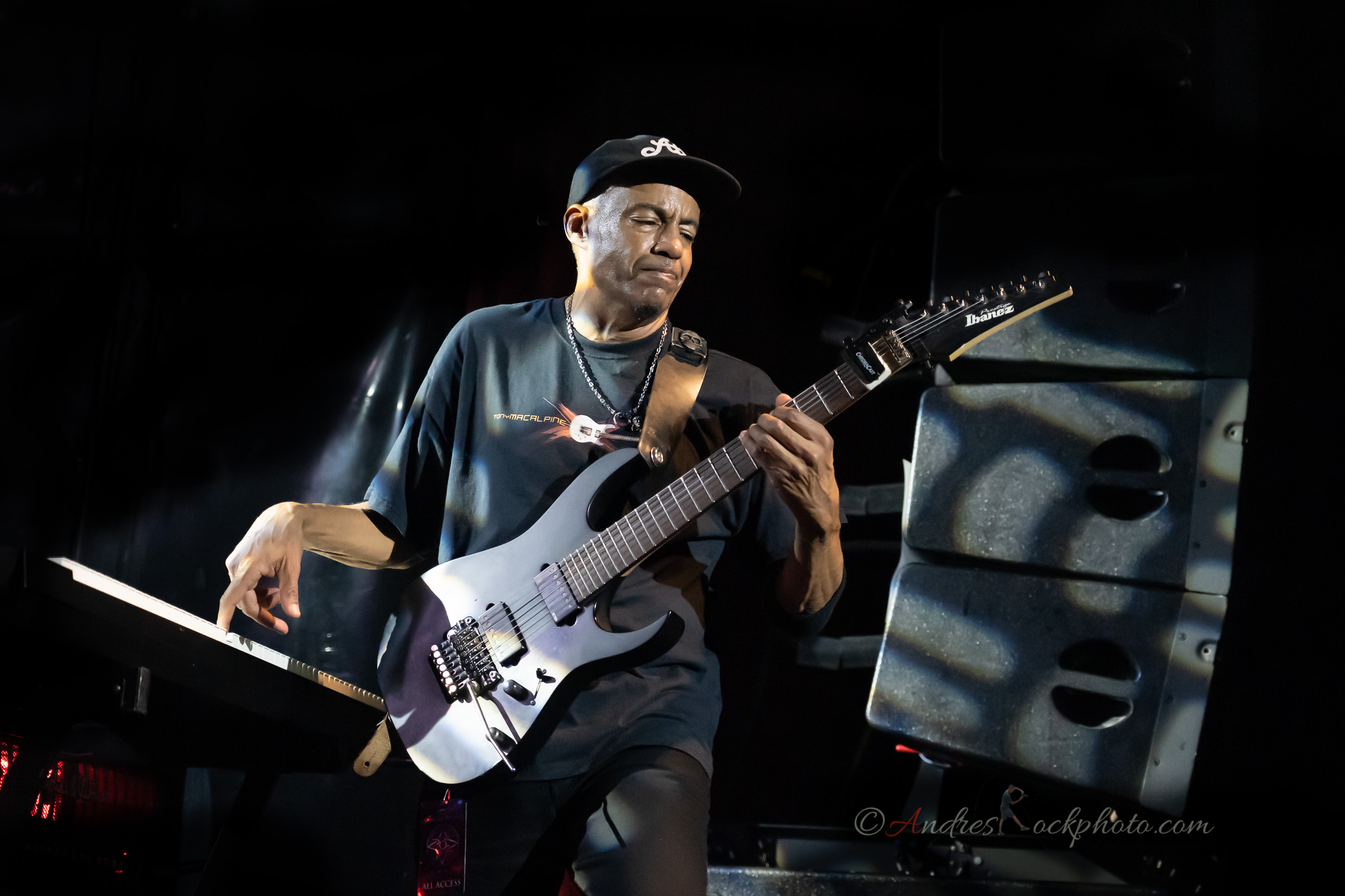 Behold photos of a progrock feast at Toronto's Mod Club Alan Cross