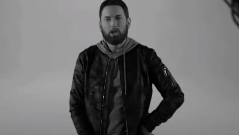 A Bearded Eminem Returns With A Vicious Track Called Gnat From A Surprise Album Called Music To Be Murdered By Side B Deluxe Edition Alan Cross A Journal Of Musical Things