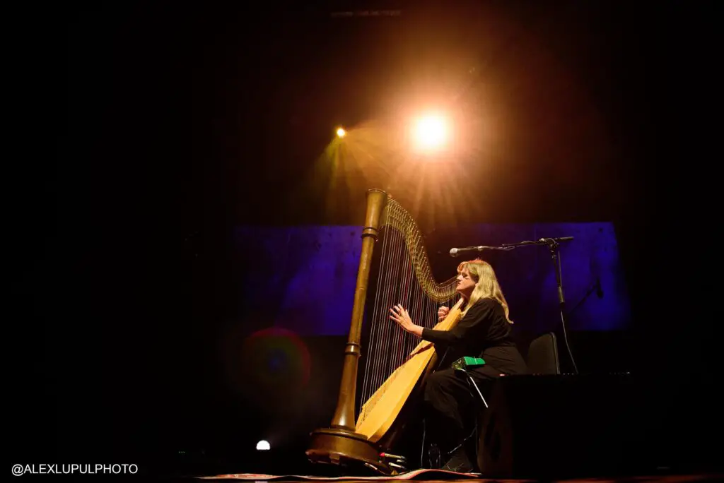 Mary Lattimore