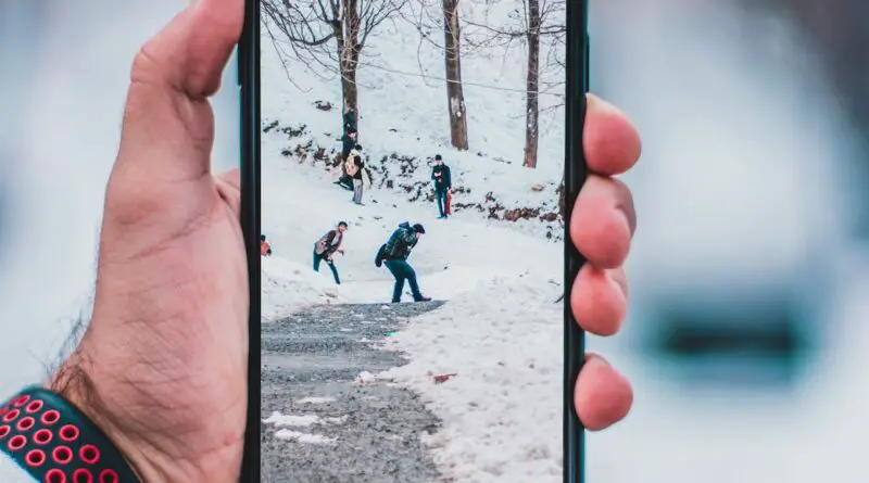 close up photo of mobile phone