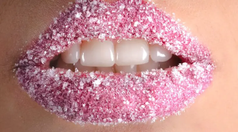 white granules on person lips