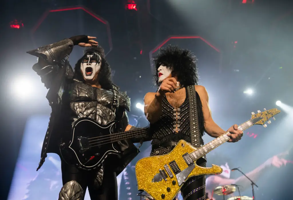 In honour of the last ever KISS shows, they lit up the Empire State Building. Watch.