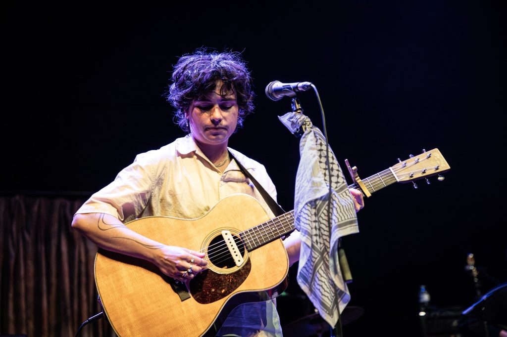 Photos and a review of Dan Mangan in Ottawa | Alan Cross